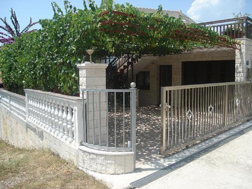 Apartment Knez Trogir Bagian luar foto