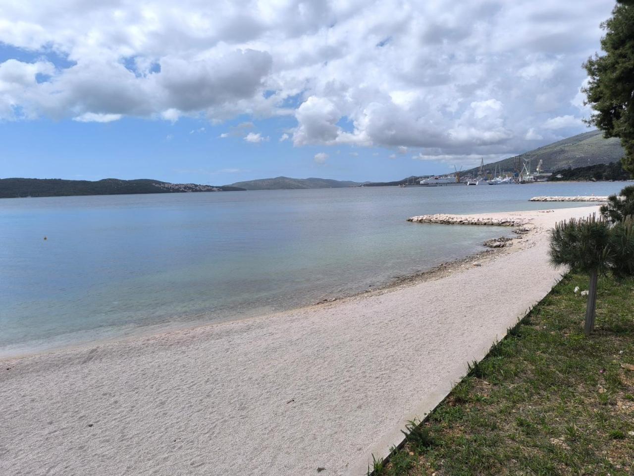 Apartment Knez Trogir Bagian luar foto